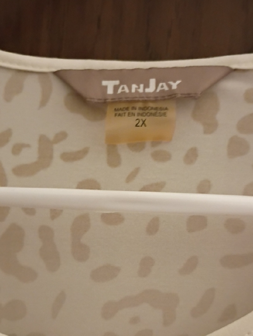 TanJay Cream and Light Tan Leopard Print Top - Picture 3 of 4
